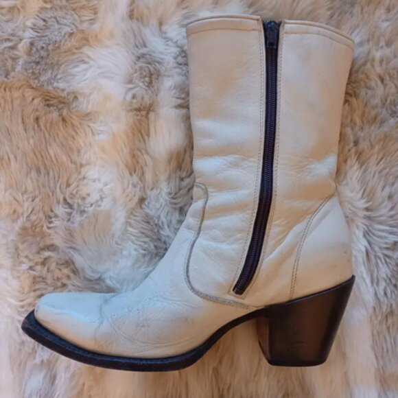 Pair of Vtg White Square Toe Boots, Women's Size 9 EE, by Rancho, Made in Mexico - Picture 5 of 10
